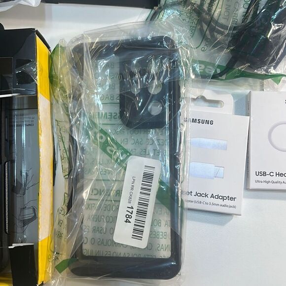 Not so mysterious mystery box - Picture 6 of 11